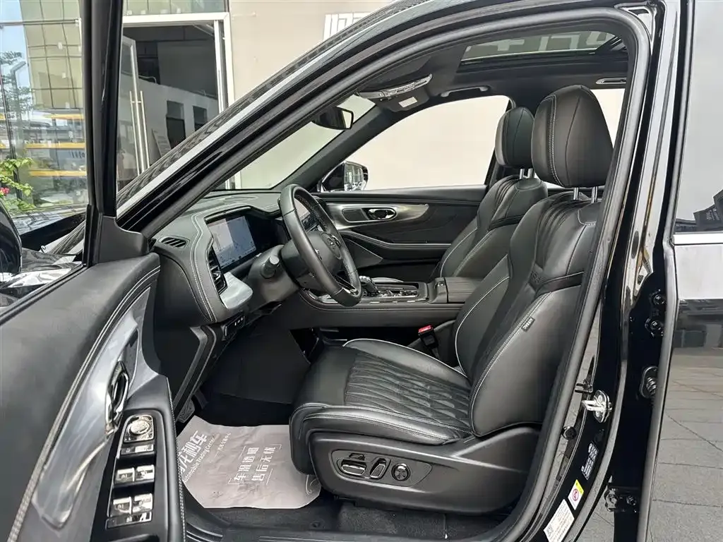 GAC Motor Trumpchi GS8 — фото 8