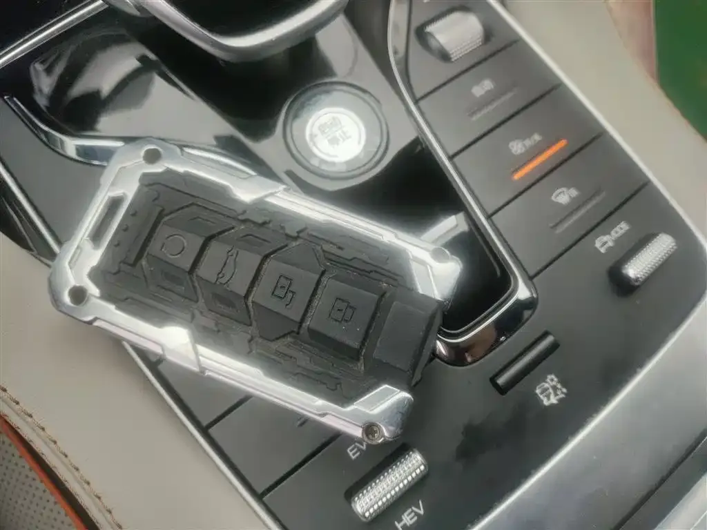 BYD PLUS New Energy — фото 4