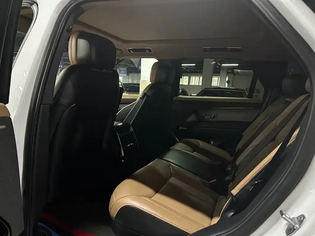 Land Rover Sport 2023 из CN, фото 2