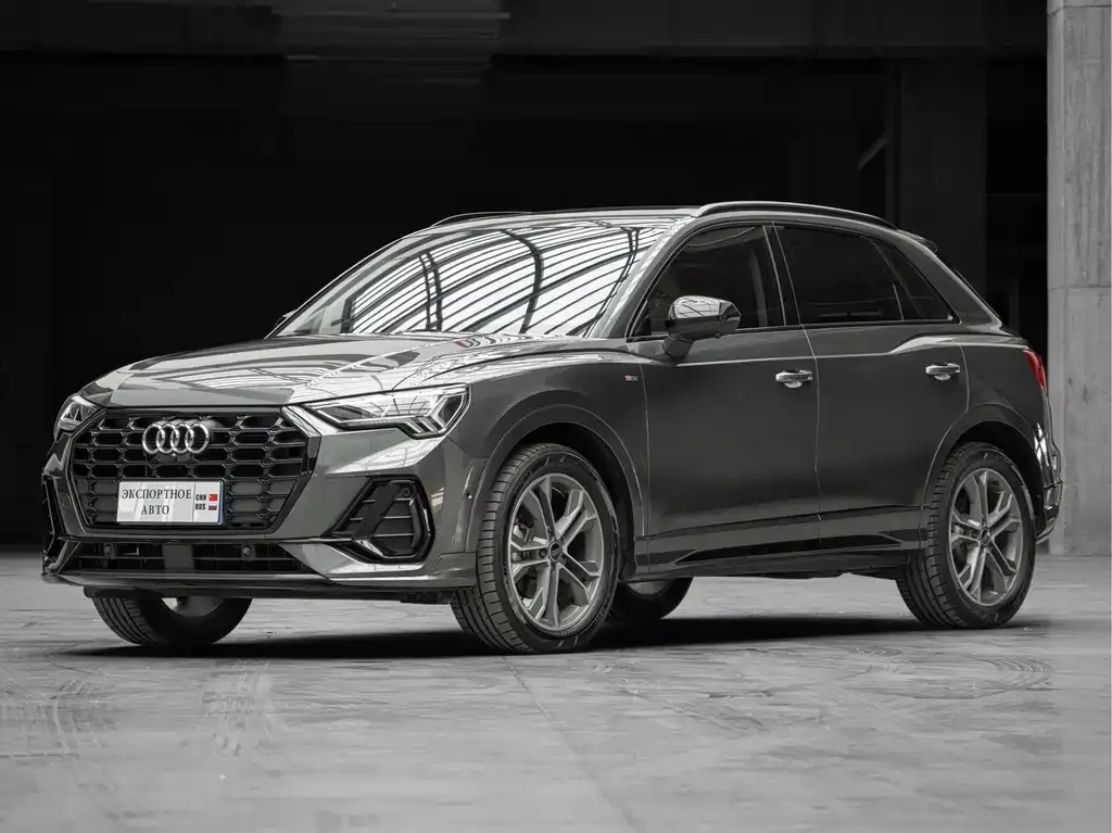 Audi Q3 — фото 1
