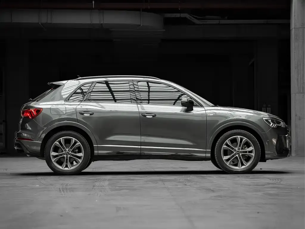 Audi Q3 — фото 5
