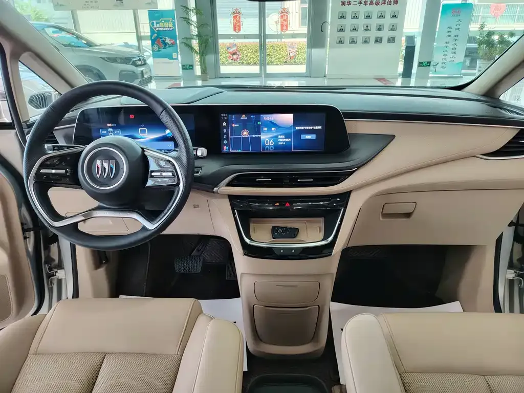 Buick GL8 Hybrid — фото 2