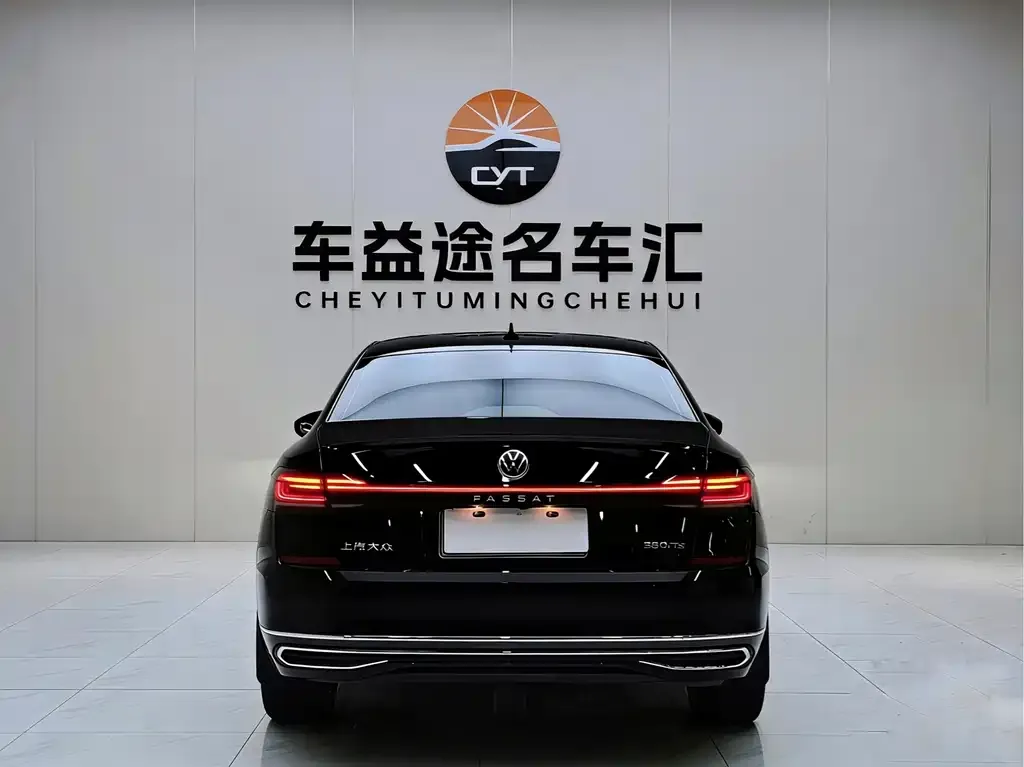 Volkswagen Passat — фото 3
