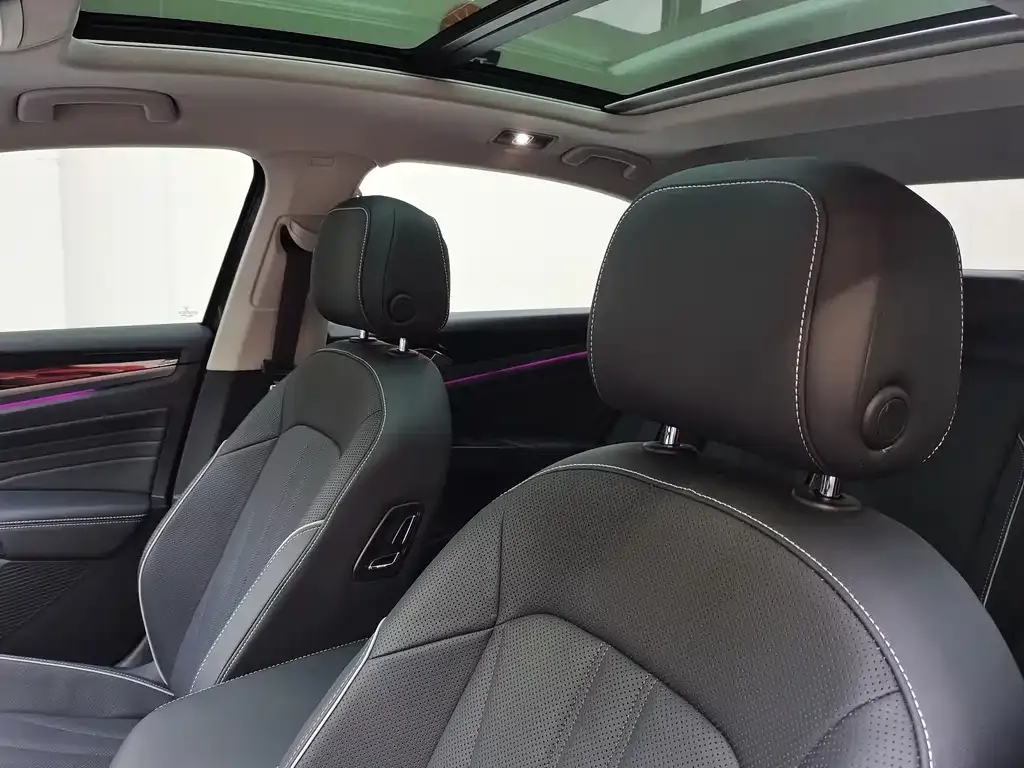 Volkswagen Passat — фото 4