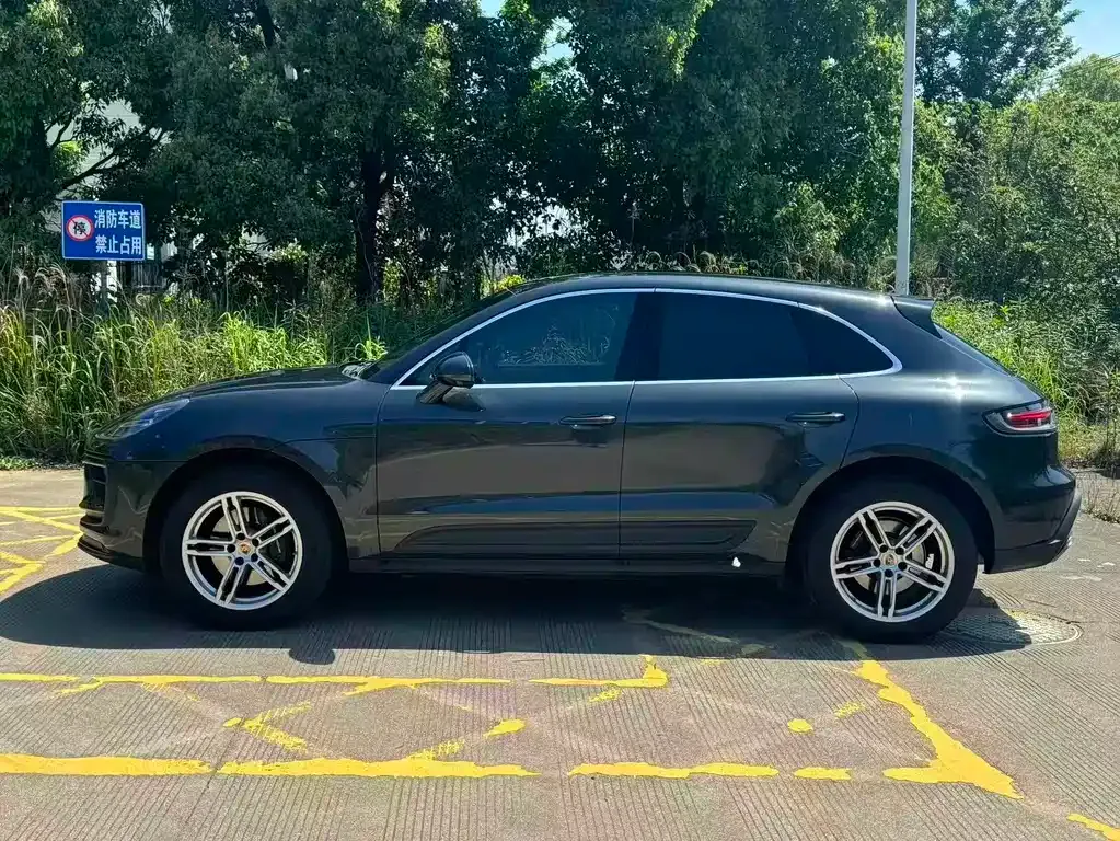 Porsche Macan — фото 5