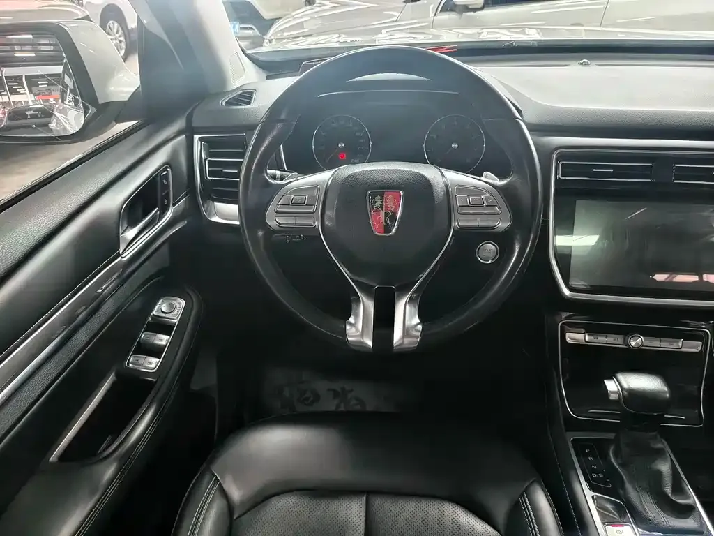 Roewe RX8 2022 из CN, фото 5