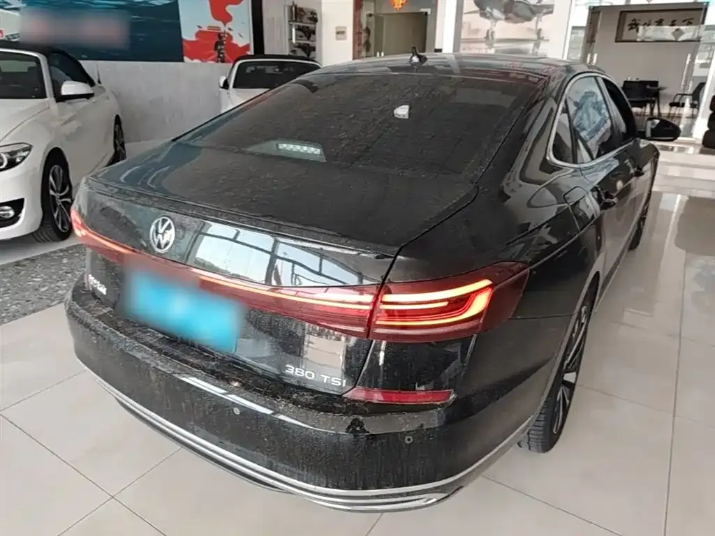 Volkswagen Passat — фото 3