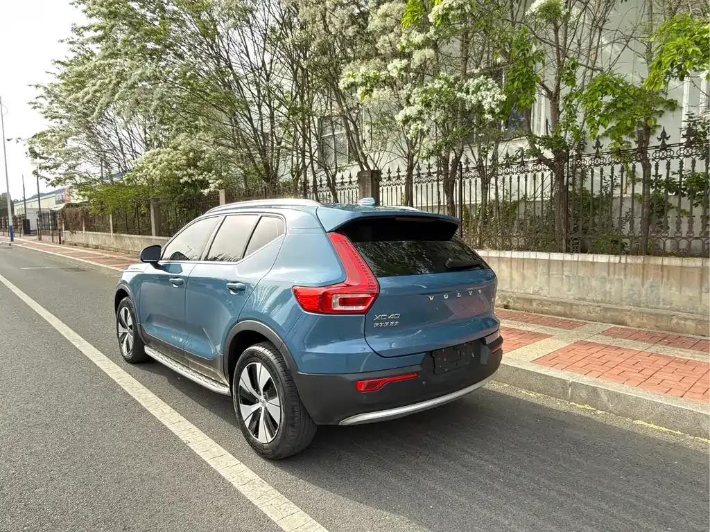 Volvo XC40 2023 из CN, фото 7