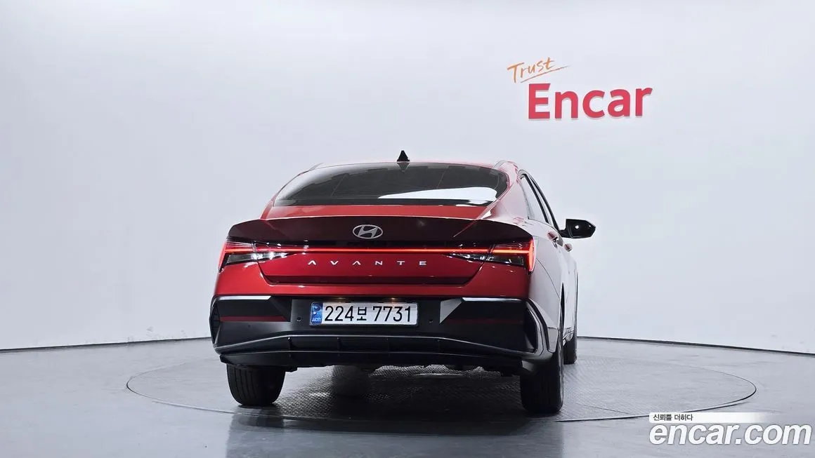 Hyundai AVANTE — фото 3
