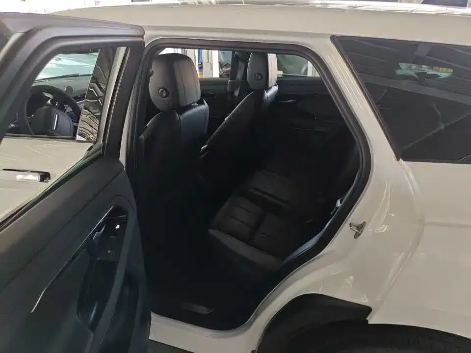 Land Rover Evoque — фото 3