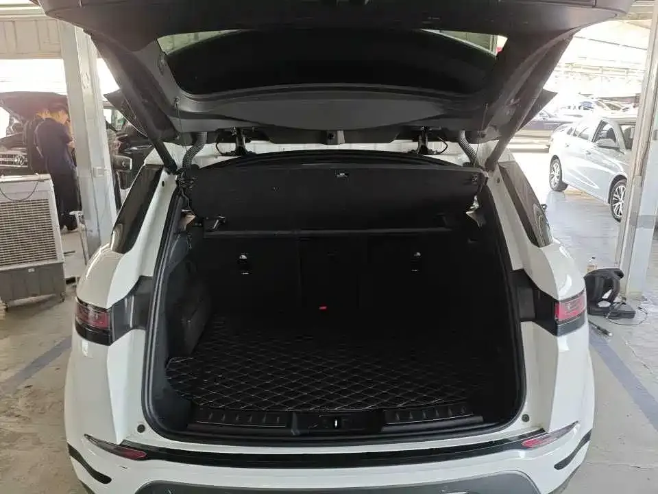 Land Rover Evoque — фото 6