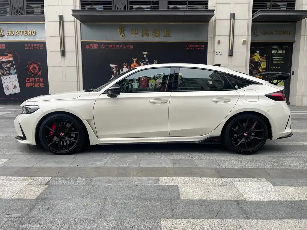 Honda Civic (Import) 2023 из CN, фото 4