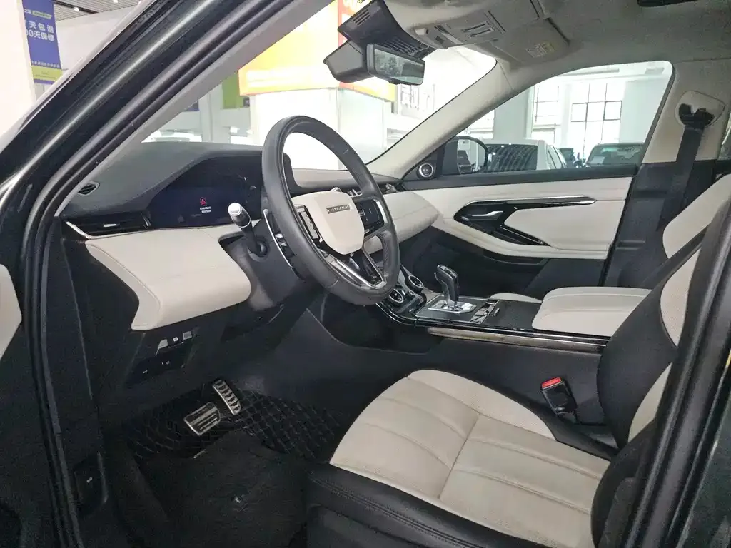 Land Rover Evoque — фото 8