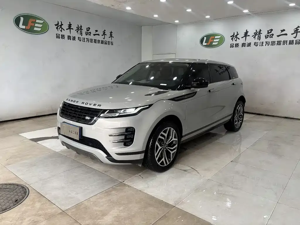 Land Rover Evoque — фото 1
