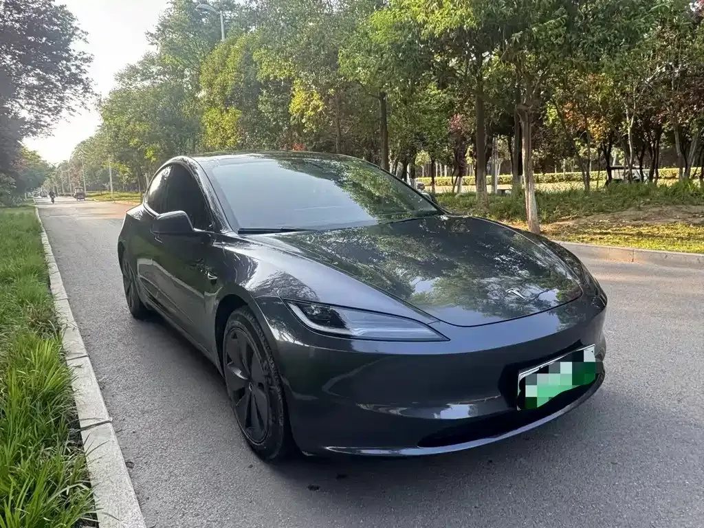 Tesla Model 3 — фото 5