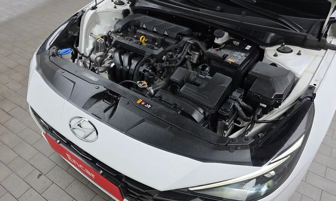 Hyundai AVANTE — фото 2