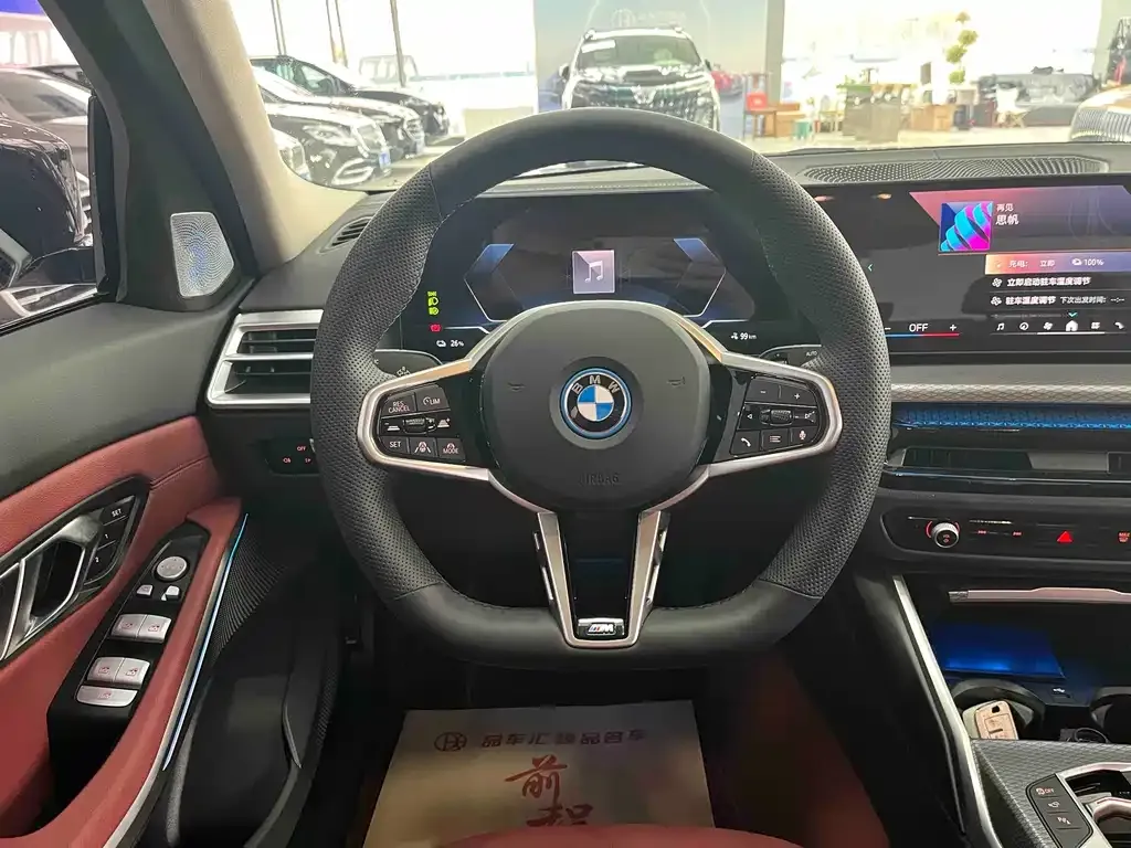 BMW i3 — фото 7