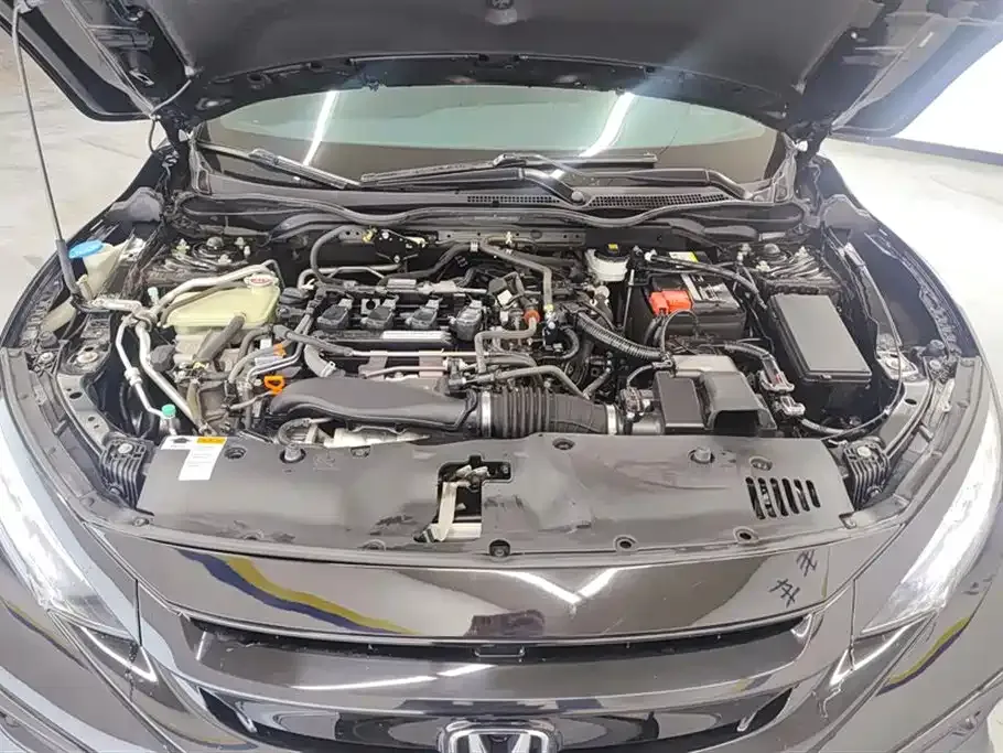 Honda Civic — фото 10