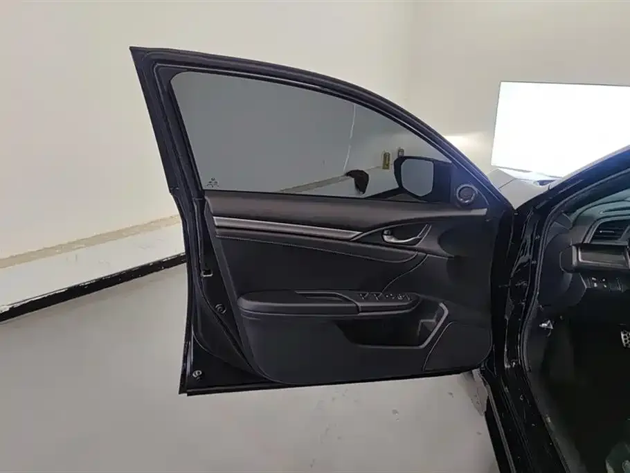 Honda Civic — фото 2