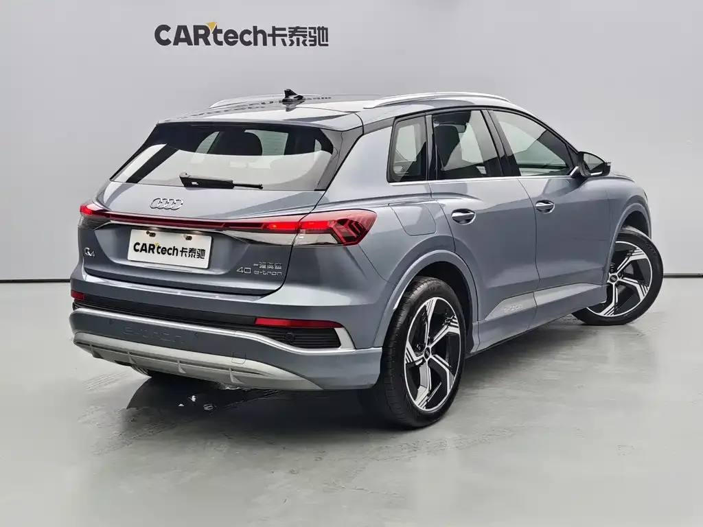 Audi Q4 e-tron — фото 10
