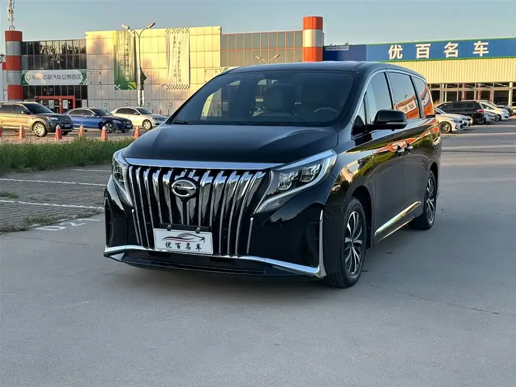 GAC Motor Trumpchi M8 — фото 1