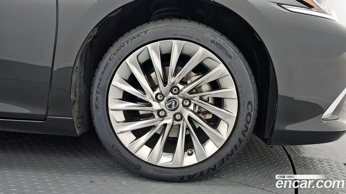Lexus ES 2023 из KR, фото 5