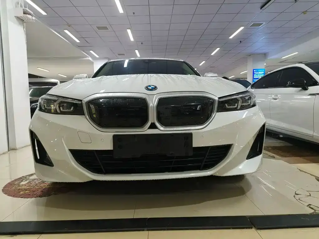 BMW i3 2023 из CN, фото 3