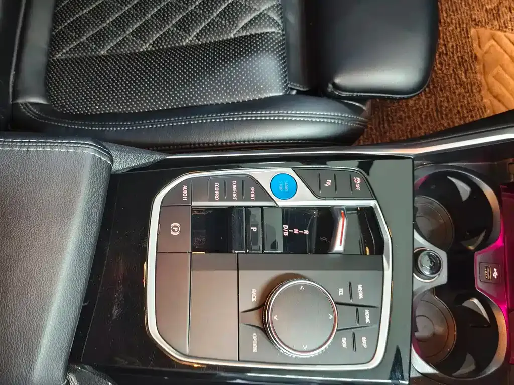 BMW i3 2023 из CN, фото 8