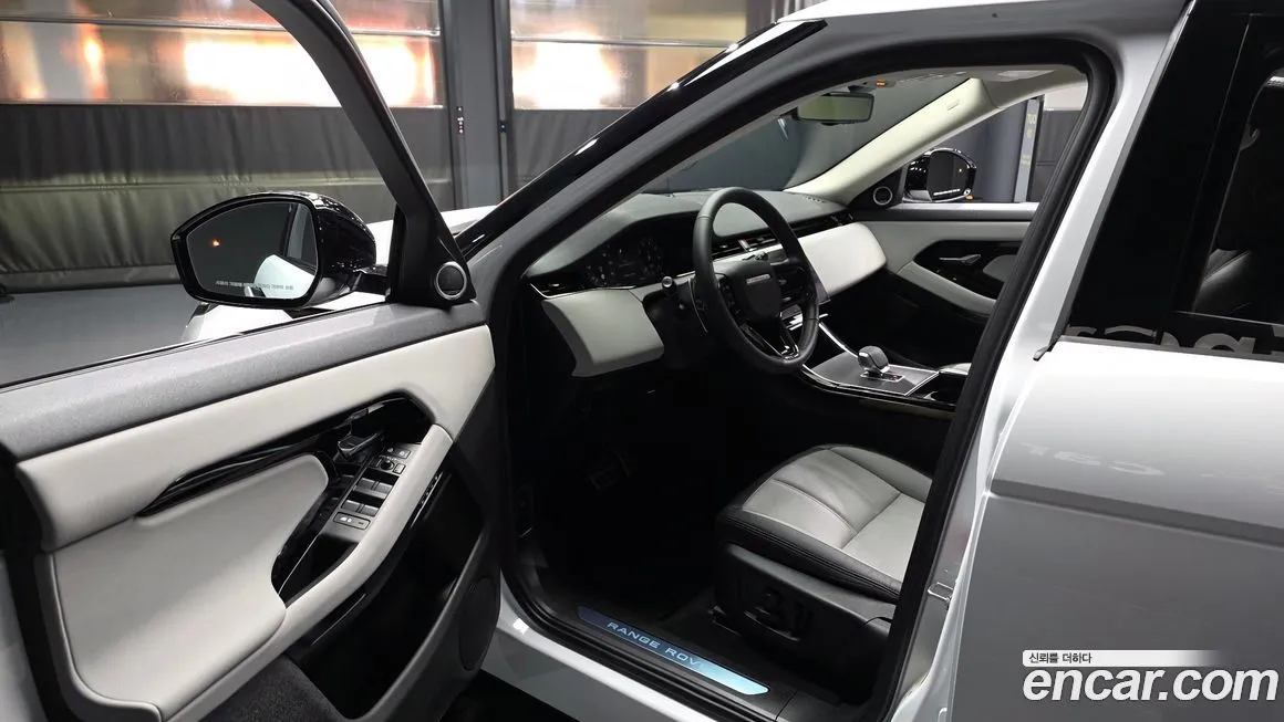 Land Rover Range Rover Evoque 2025 из KR, фото 4