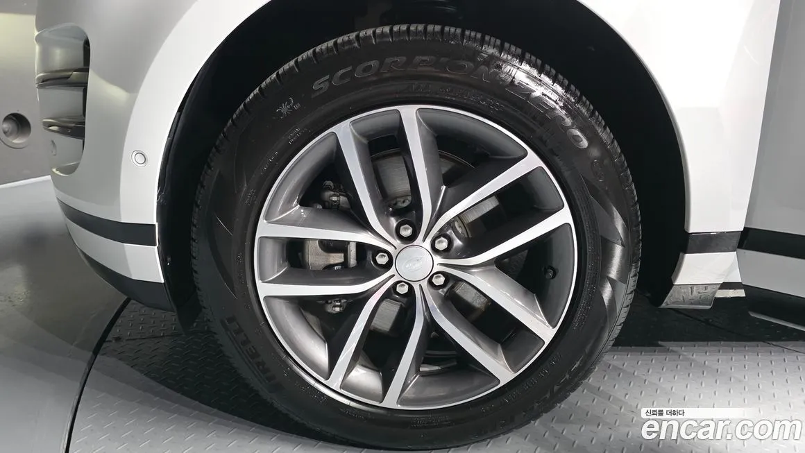 Land Rover Range Rover Evoque 2025 из KR, фото 6