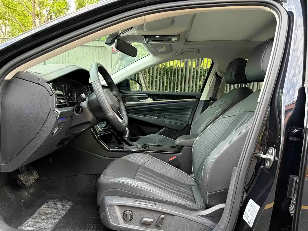 Volkswagen Passat — фото 2