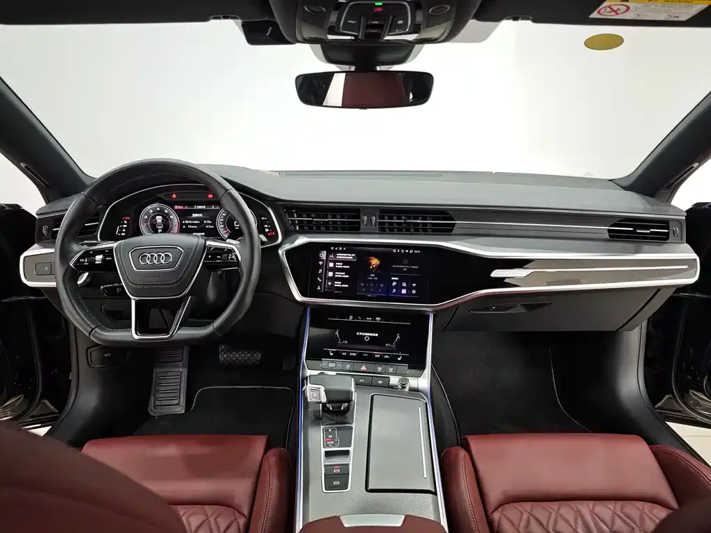 Audi A7L — фото 7