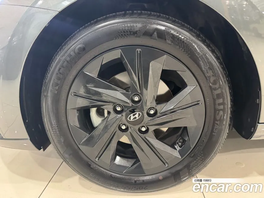 Hyundai AVANTE — фото 8