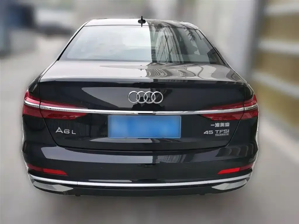 Audi A6L — фото 7
