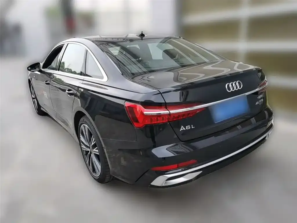 Audi A6L — фото 5