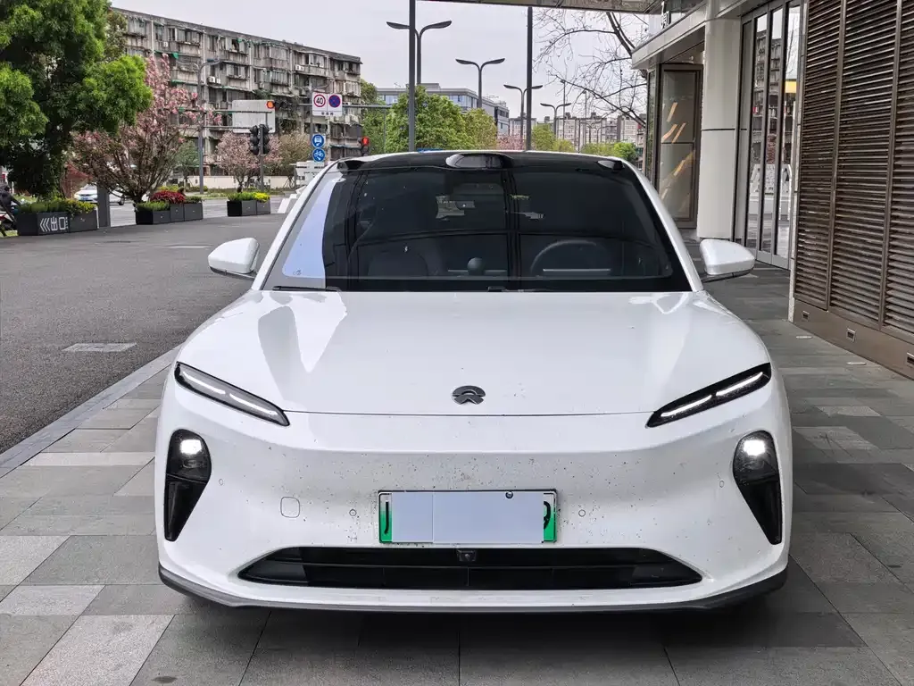 NIO ET5T 2024 из CN, фото 9
