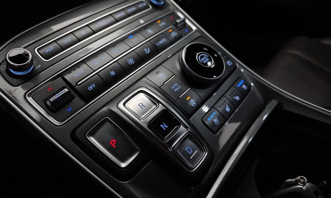 Hyundai Santafe — фото 8