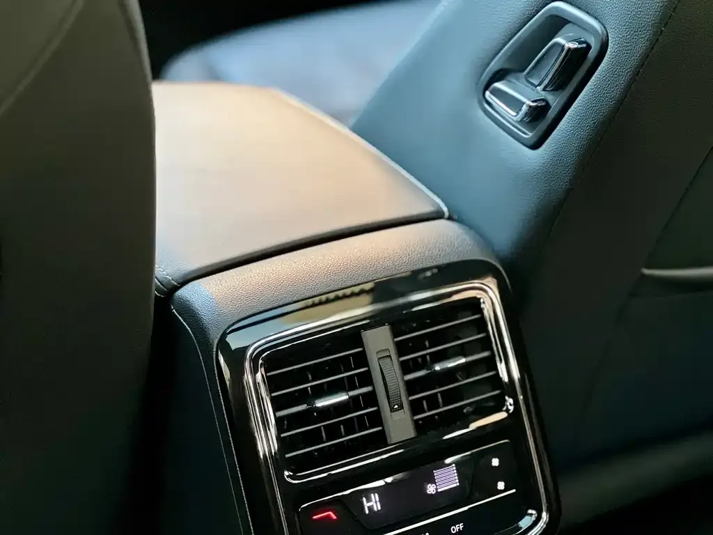 Volkswagen Passat — фото 6