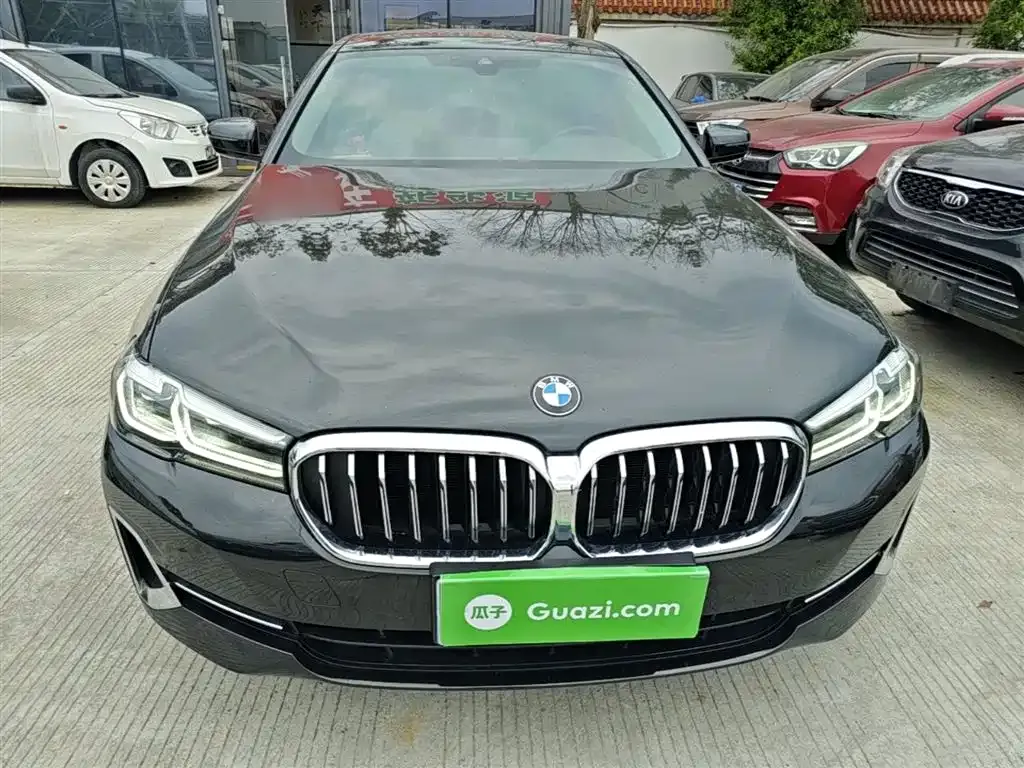 BMW 5 Series — фото 10