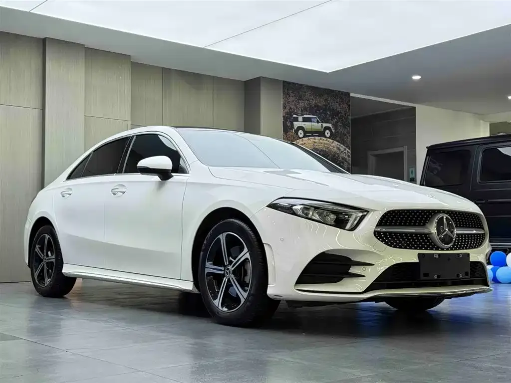 Mercedes-Benz A-Class — фото 9