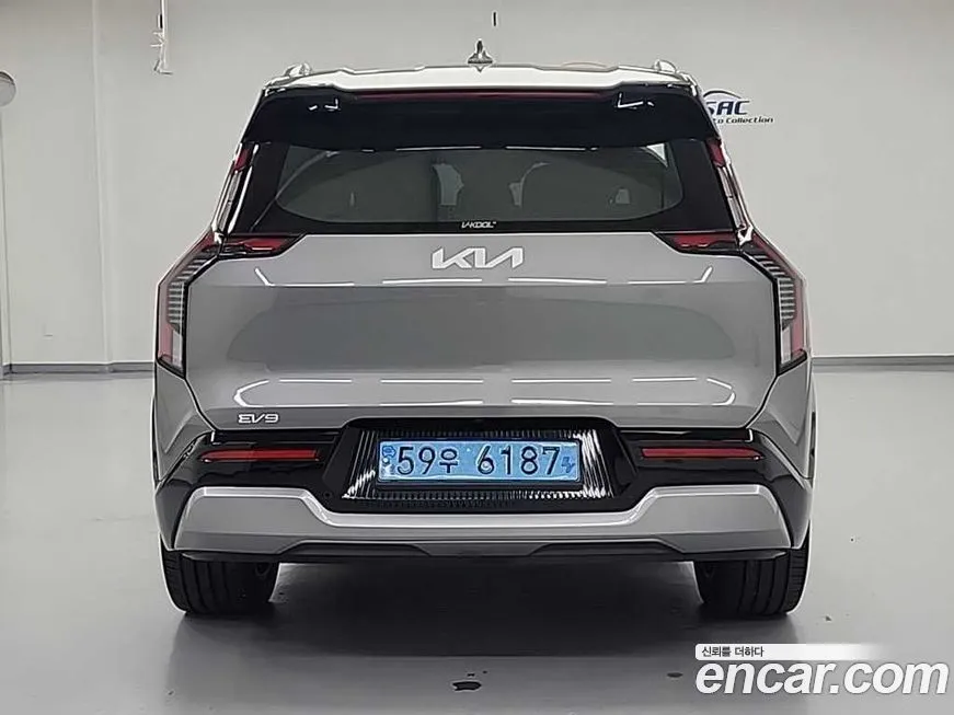Kia EV9 — фото 6