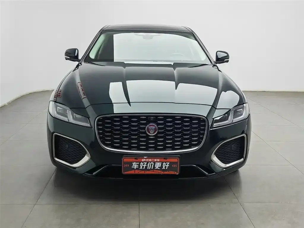 Jaguar XFL — фото 3