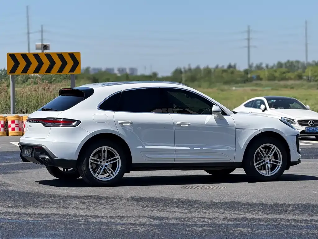 Porsche Macan — фото 2