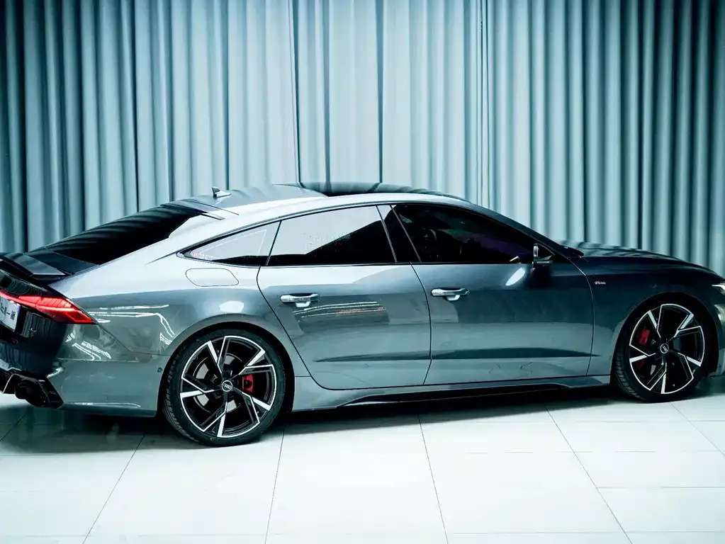 Audi A7 — фото 10