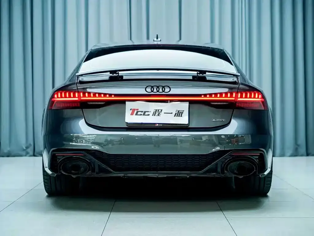 Audi A7 — фото 5