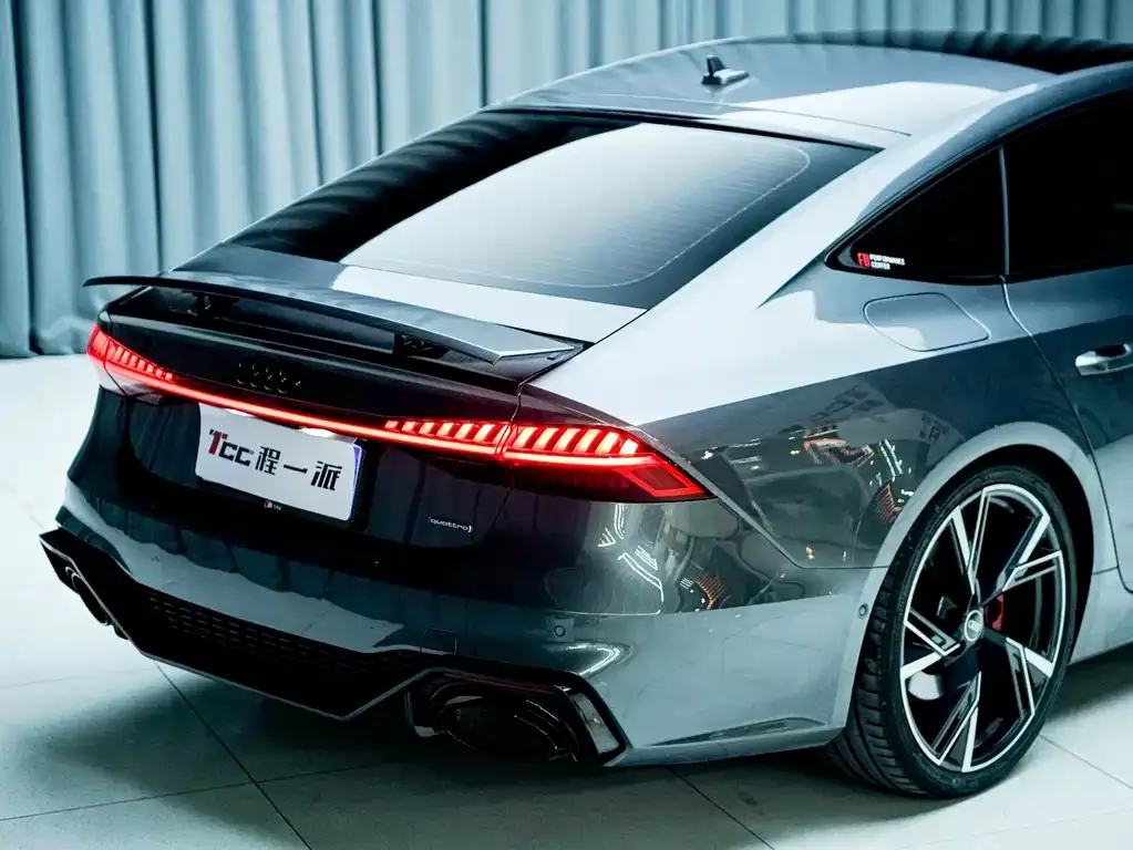 Audi A7 — фото 3
