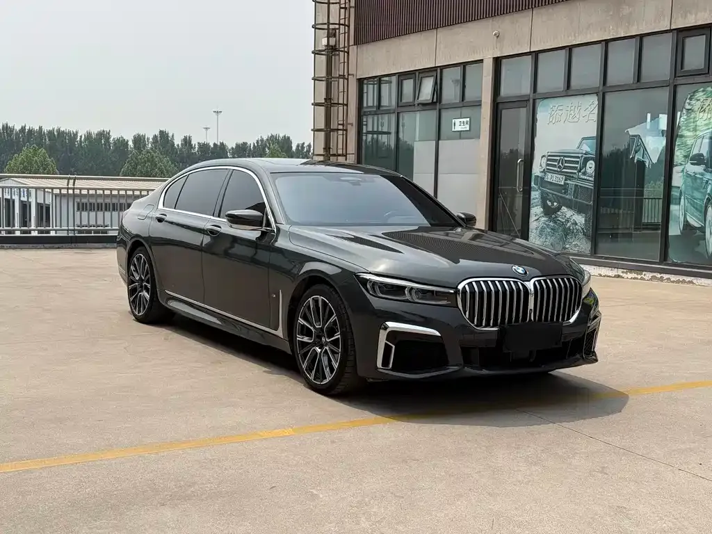 BMW 7 Series 2022 из CN, фото 5