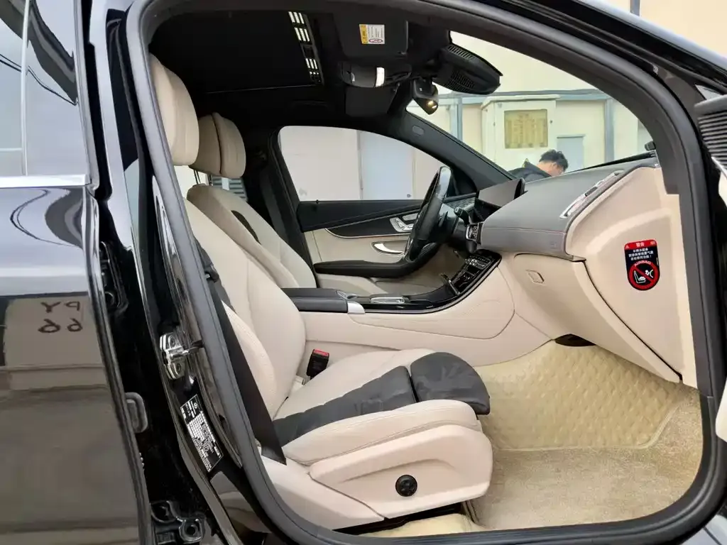 Mercedes-Benz EQC 2022 из CN, фото 9