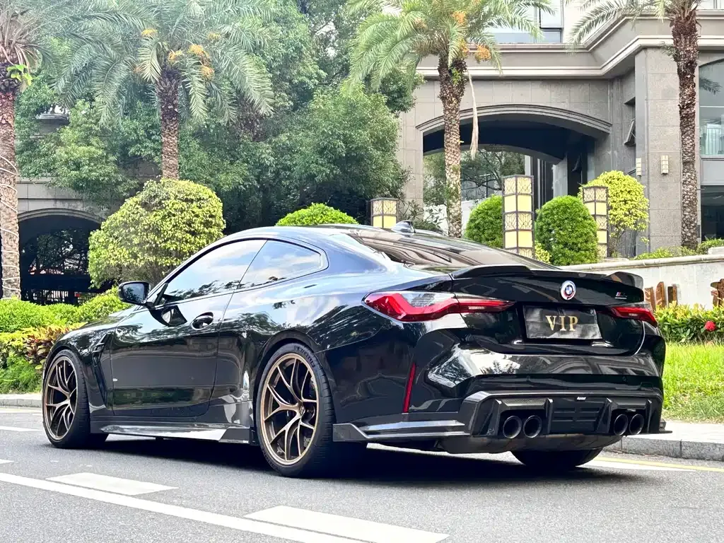 BMW M4 — фото 7