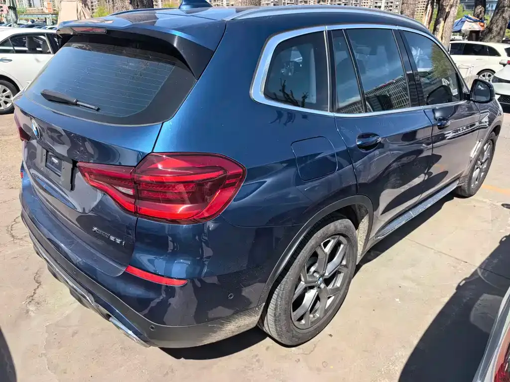 BMW X3 — фото 10